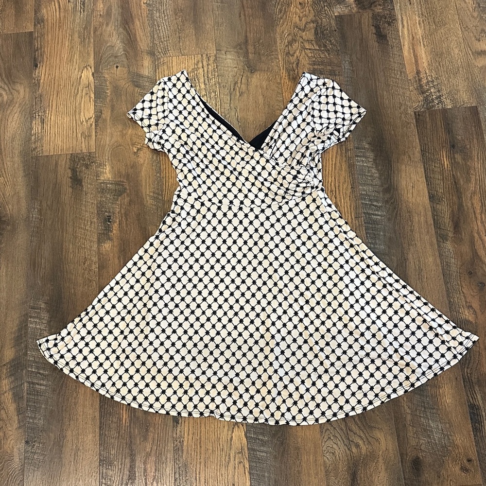 Black and White Geometric Fit-and-Flare Dress